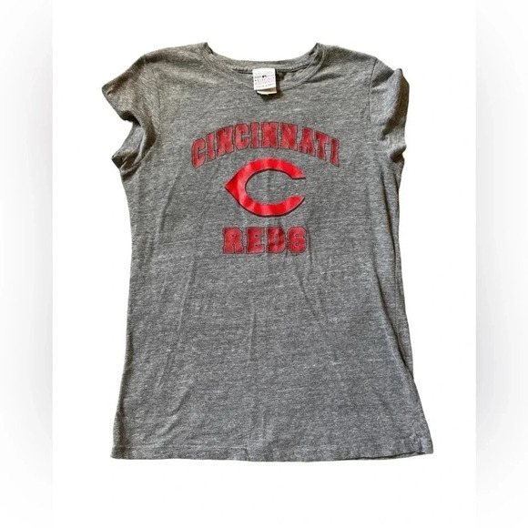 5th & Ocean Cincinnati Reds T Shirt Women Size XL - Picture 1 of 4